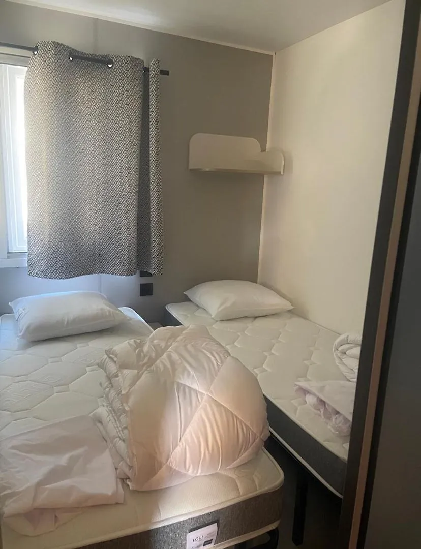 Mobil-Home Neuf 6 A 8 Pers Au Camping Les Palmiers, Hyères 0*,  Franciaország
